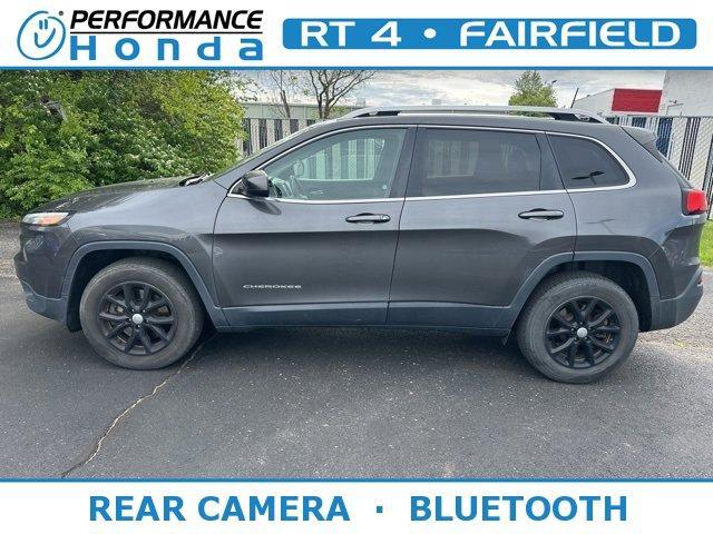 used 2017 Jeep Cherokee car, priced at $12,989