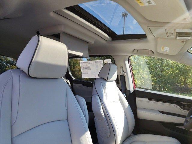 new 2025 Honda Odyssey car, priced at $47,249