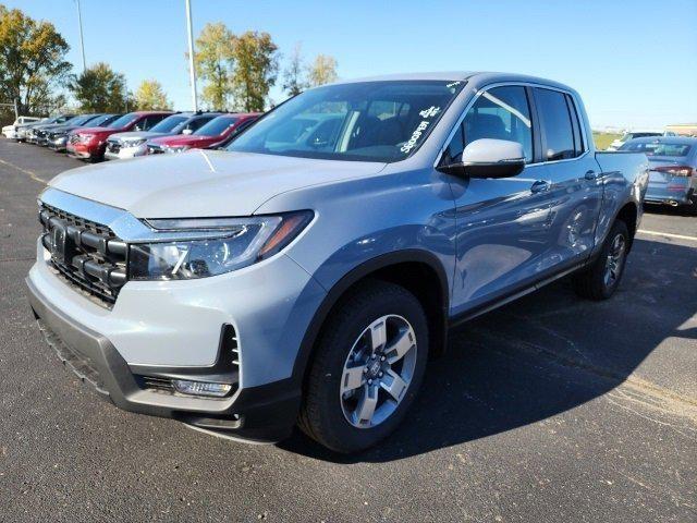 new 2025 Honda Ridgeline car, priced at $42,367