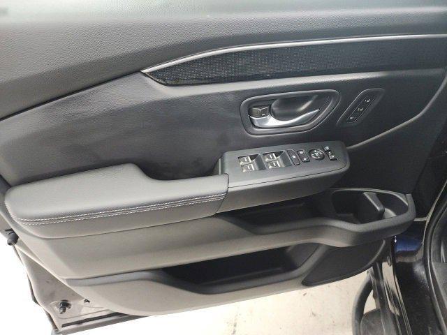 used 2025 Honda Pilot car, priced at $51,947