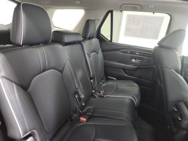used 2025 Honda Pilot car, priced at $51,947