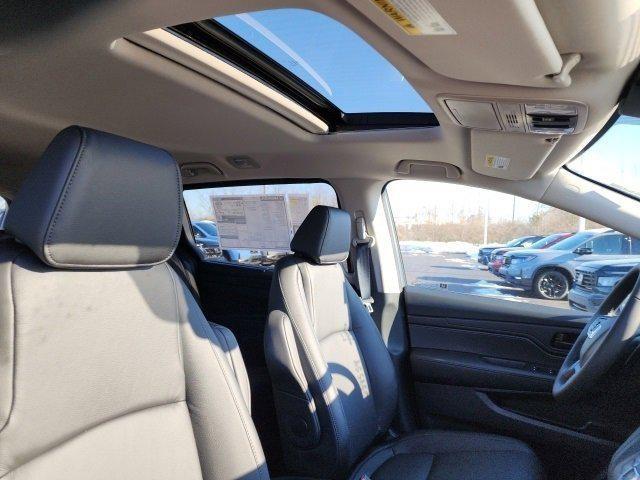 new 2025 Honda Odyssey car, priced at $44,125