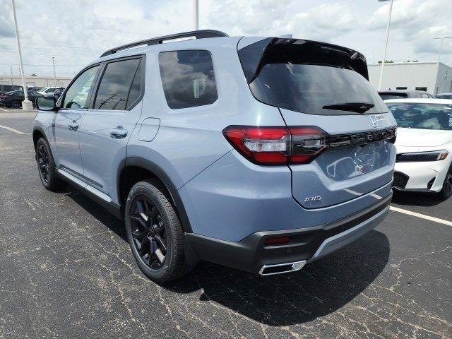 new 2025 Honda Pilot car, priced at $53,594