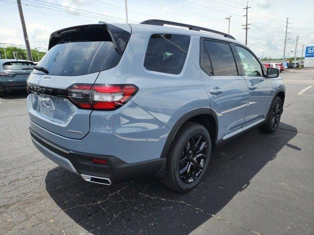 new 2025 Honda Pilot car, priced at $54,135