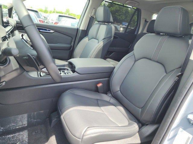 new 2025 Honda Pilot car, priced at $54,135