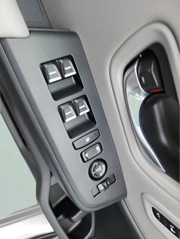 new 2025 Honda Pilot car, priced at $45,686