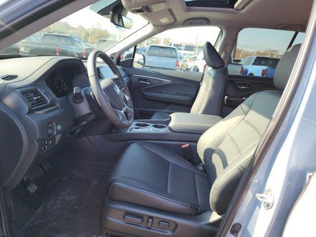 new 2025 Honda Ridgeline car, priced at $44,014