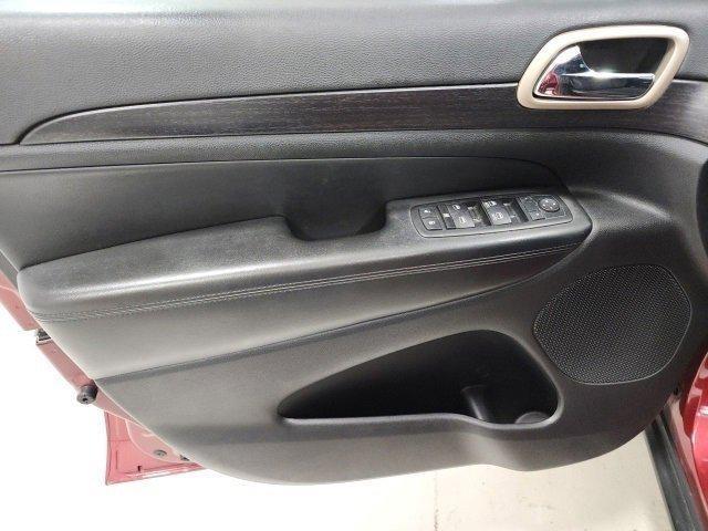 used 2014 Jeep Grand Cherokee car, priced at $11,989