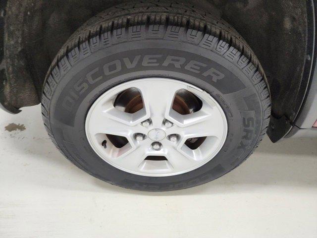 used 2014 Jeep Grand Cherokee car, priced at $11,989