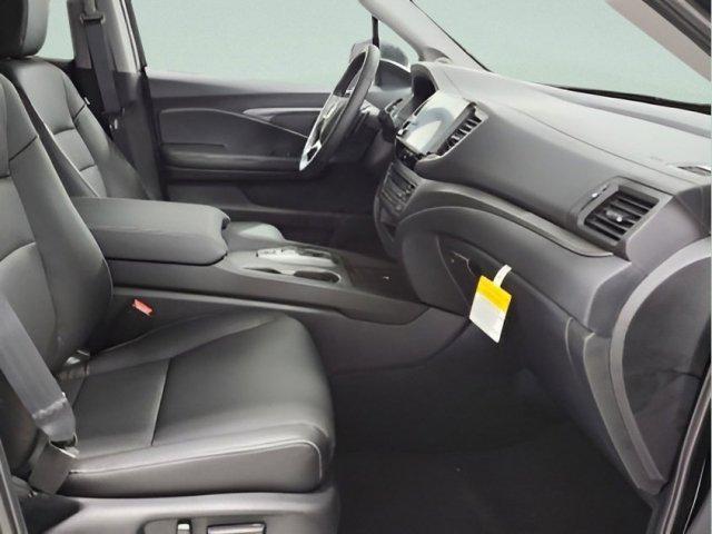 new 2025 Honda Ridgeline car, priced at $43,385
