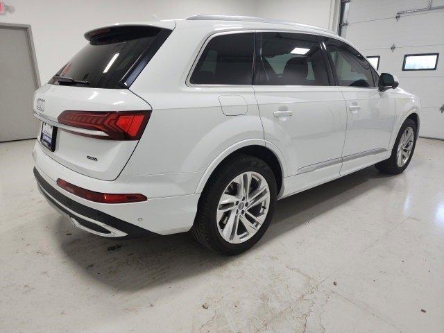 used 2020 Audi Q7 car, priced at $28,414