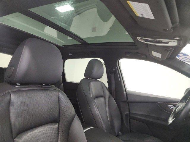 used 2020 Audi Q7 car, priced at $28,414
