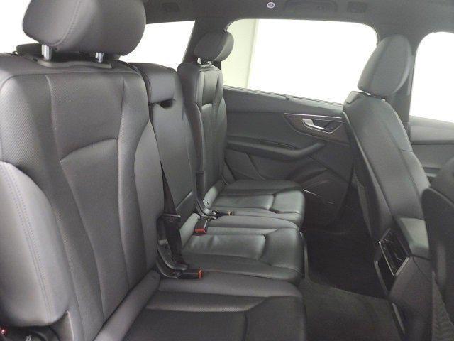 used 2020 Audi Q7 car, priced at $28,414