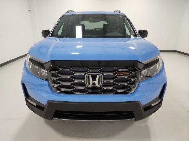 new 2025 Honda Passport car, priced at $44,032