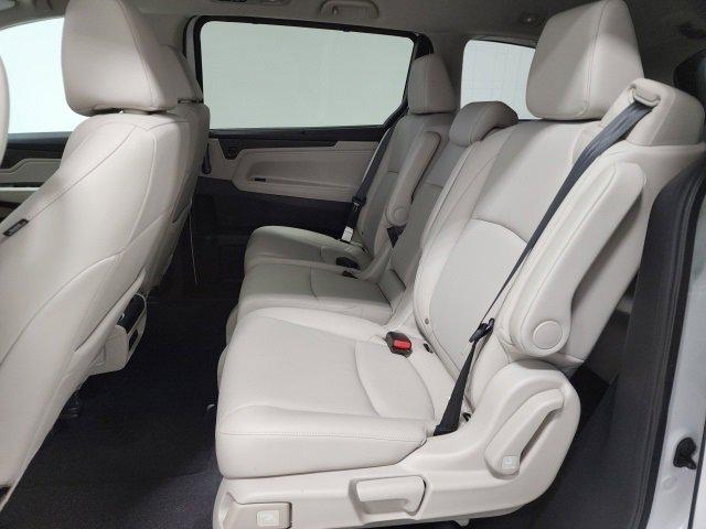 used 2025 Honda Odyssey car, priced at $41,910