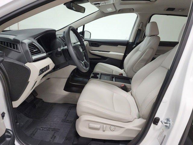 used 2025 Honda Odyssey car, priced at $41,910