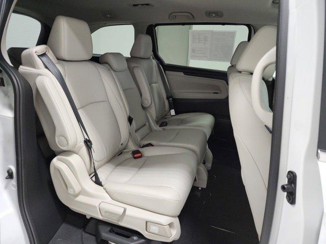 used 2025 Honda Odyssey car, priced at $41,910