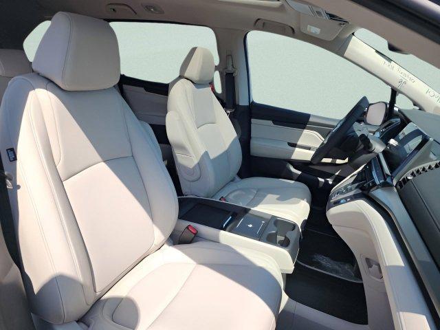 new 2026 Honda Odyssey car, priced at $44,290