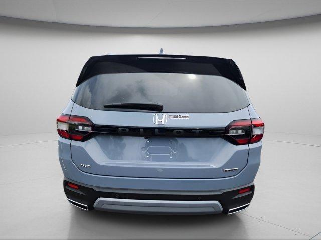 new 2025 Honda Pilot car, priced at $49,792