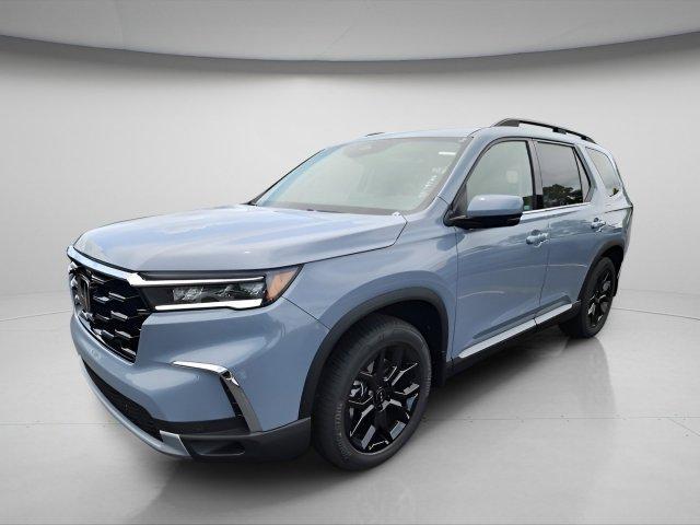 new 2025 Honda Pilot car, priced at $49,792