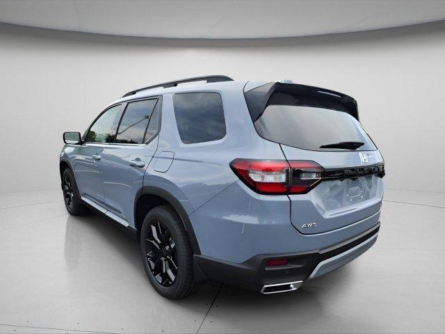 new 2025 Honda Pilot car, priced at $49,792