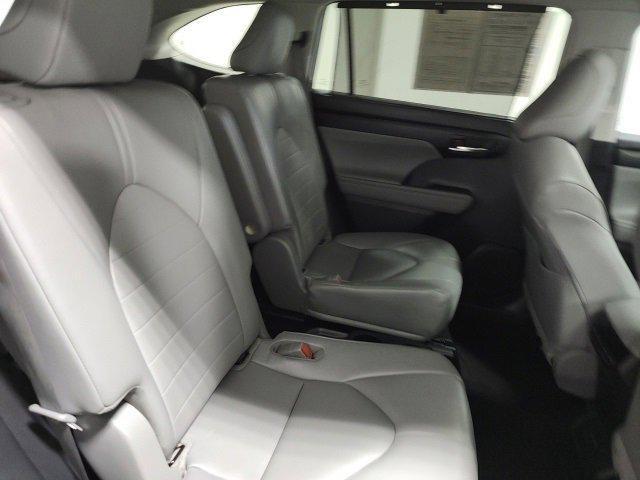 used 2023 Toyota Highlander car, priced at $36,800