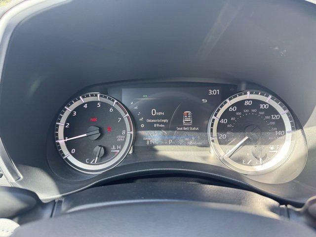 used 2023 Toyota Highlander car, priced at $37,498