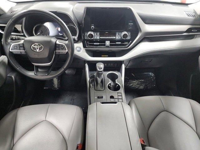 used 2023 Toyota Highlander car, priced at $36,800