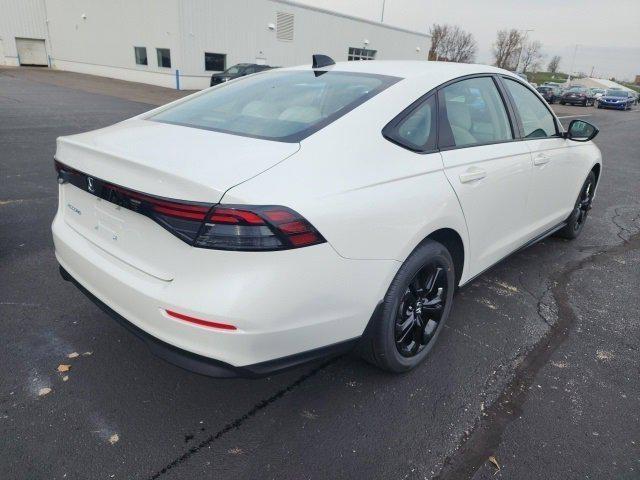 new 2025 Honda Accord car, priced at $31,361