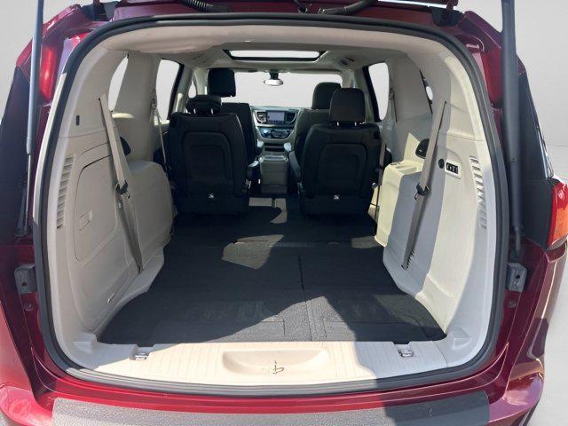 used 2018 Chrysler Pacifica car, priced at $14,989
