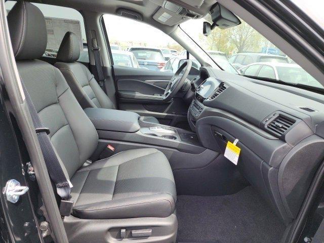 new 2025 Honda Ridgeline car, priced at $43,228