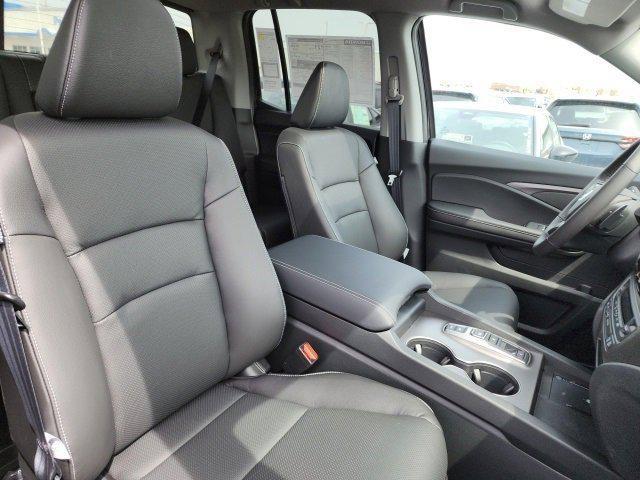 new 2025 Honda Ridgeline car, priced at $46,330