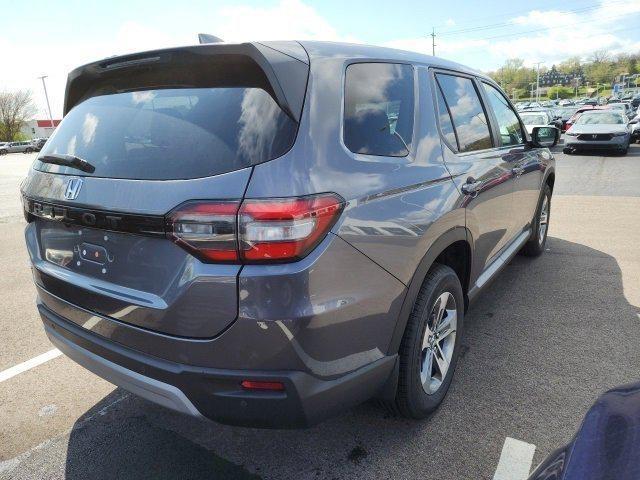 new 2025 Honda Pilot car, priced at $46,580