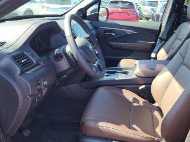used 2025 Honda Ridgeline car, priced at $41,900