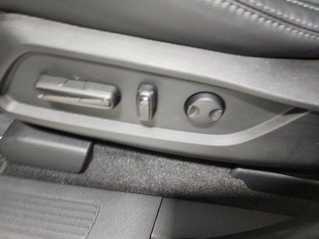 used 2025 Honda Pilot car, priced at $42,989