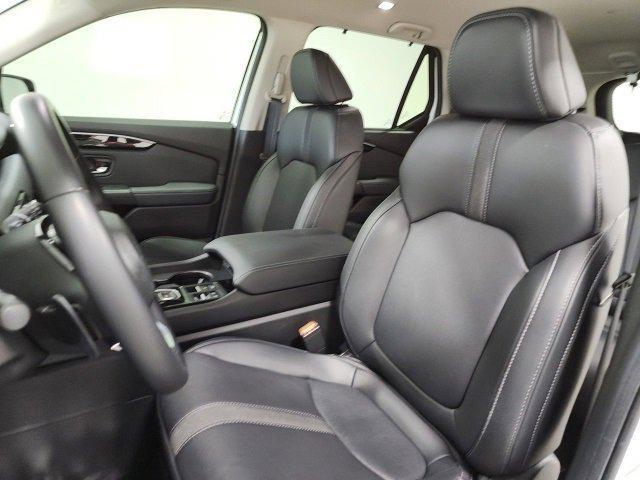 used 2025 Honda Pilot car, priced at $42,989