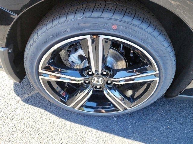 new 2025 Honda Accord Hybrid car, priced at $33,935