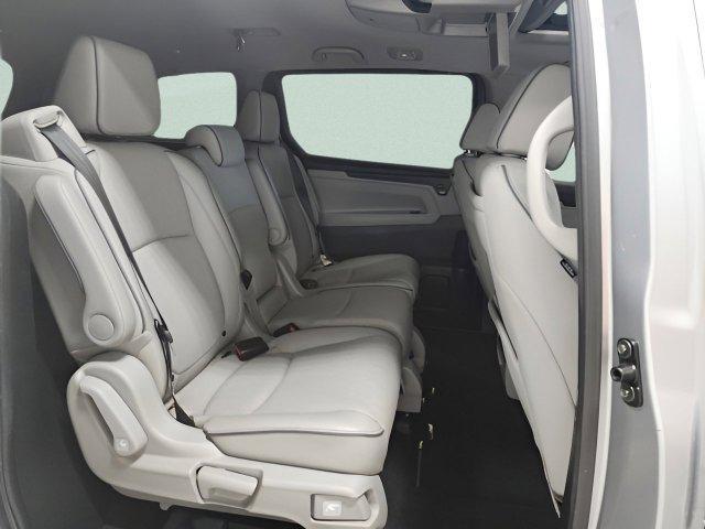 used 2024 Honda Odyssey car, priced at $43,898