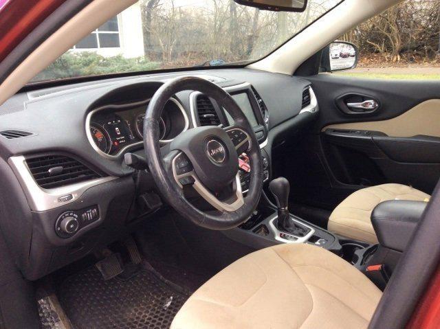 used 2016 Jeep Cherokee car, priced at $11,989