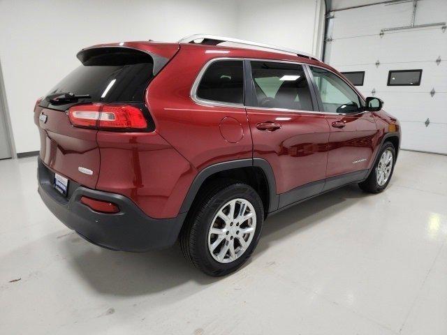 used 2016 Jeep Cherokee car, priced at $10,498