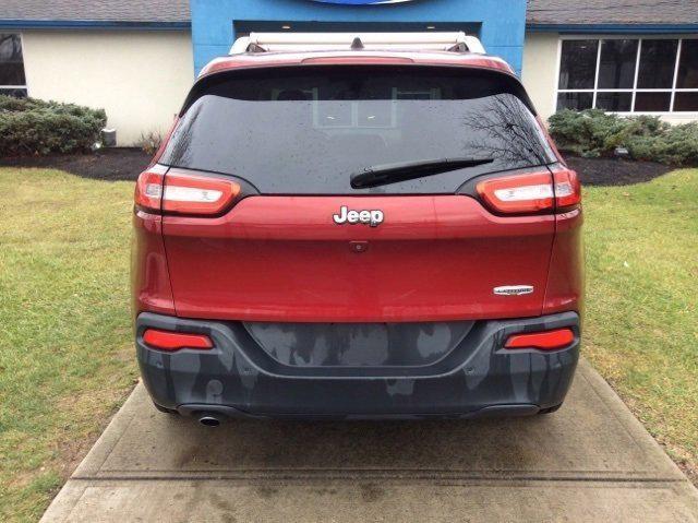 used 2016 Jeep Cherokee car, priced at $11,989