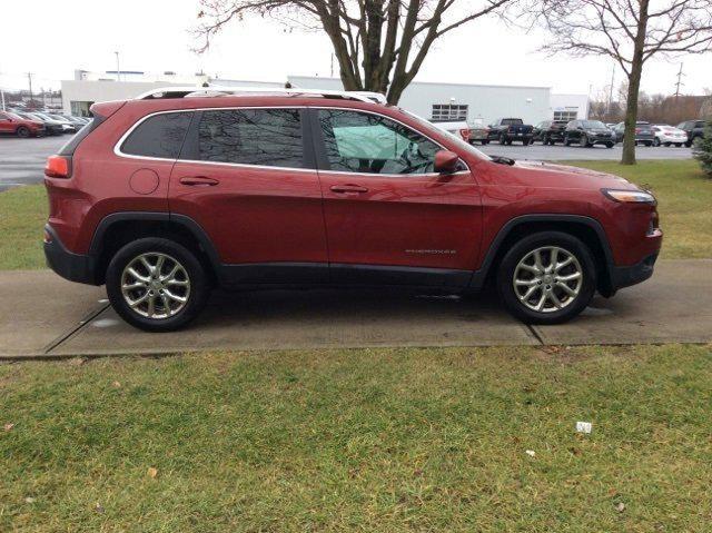 used 2016 Jeep Cherokee car, priced at $11,989