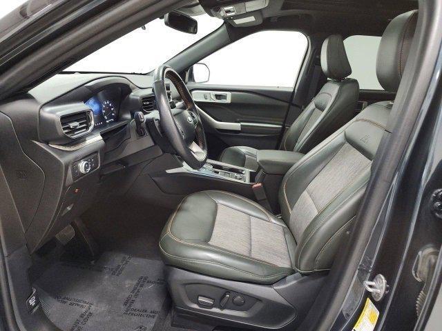 used 2022 Ford Explorer car, priced at $33,366