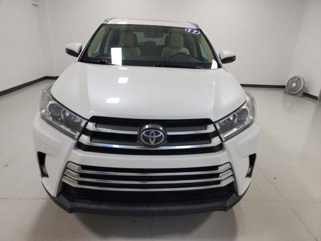 used 2017 Toyota Highlander car, priced at $21,420