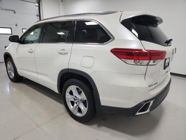 used 2017 Toyota Highlander car, priced at $21,420