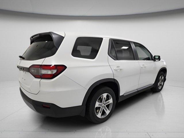 new 2025 Honda Pilot car, priced at $48,235