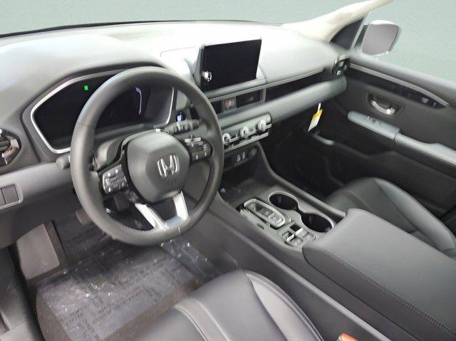 new 2025 Honda Pilot car, priced at $48,235