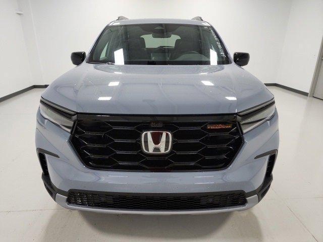 new 2025 Honda Pilot car, priced at $51,785