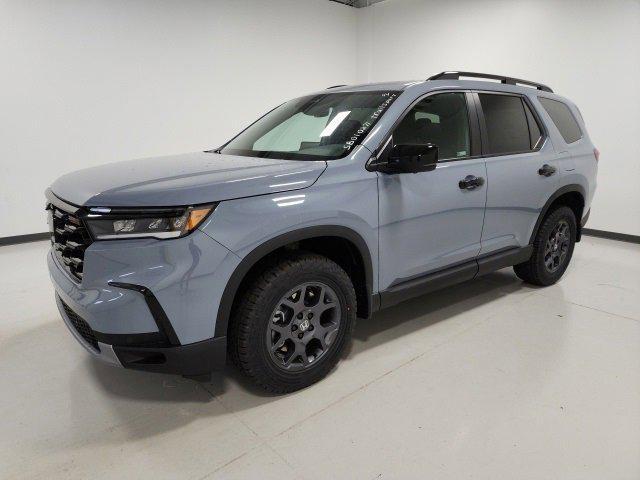 new 2025 Honda Pilot car, priced at $51,785