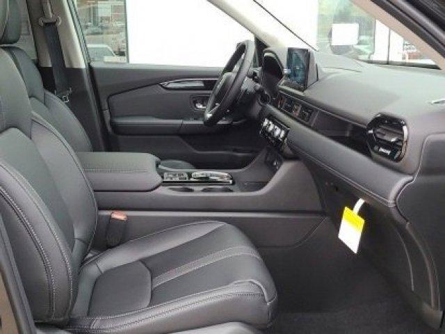 new 2025 Honda Pilot car, priced at $47,505